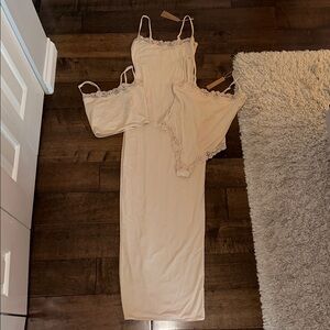 SKIMS FITS EVERYBODY LACE LONG SLIP DRESS, CROPPED CAMI, BODYSUIT SAND XS/SMALL
